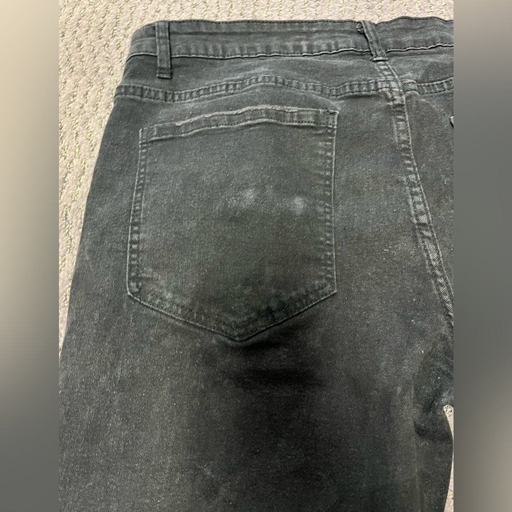 Black Rockstar Distressed Baggy Denim Men’s Jeans with Star Patches Size 40 - Picture 10 of 16
